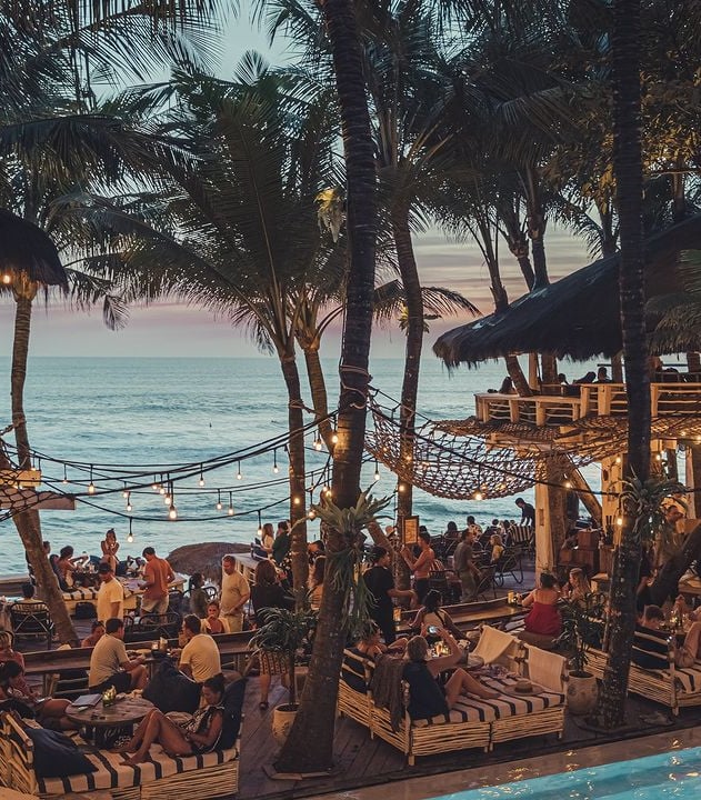 La Brisa Beach Club
