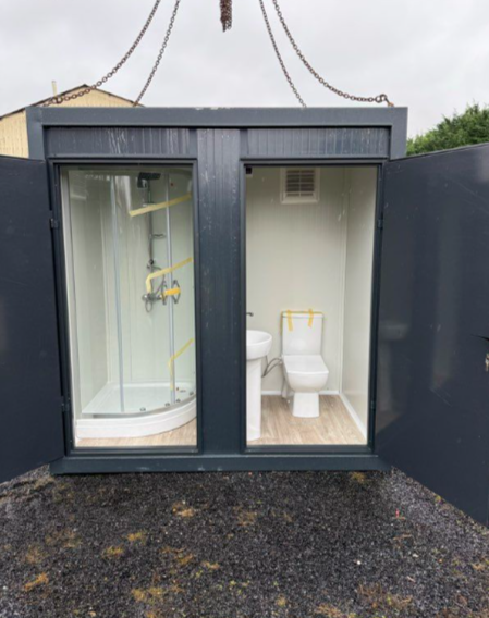 BLOC SANITAIRE WC + DOUCHE