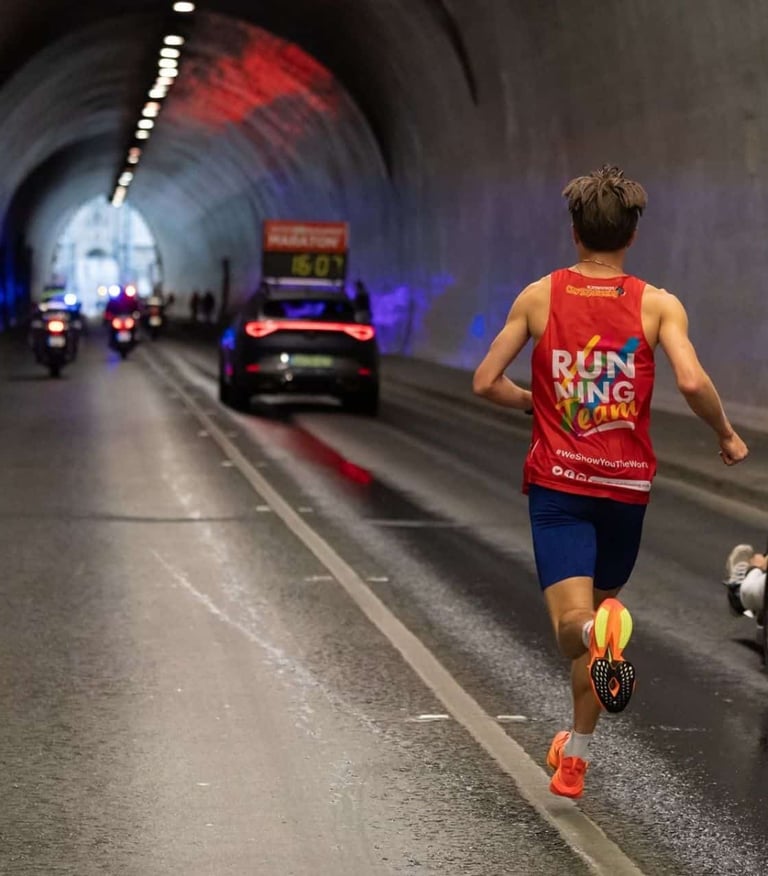 Maratończyk w tunelu w Budapeszcie