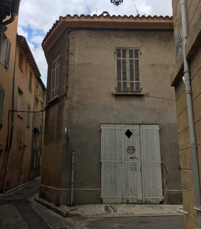 Façade