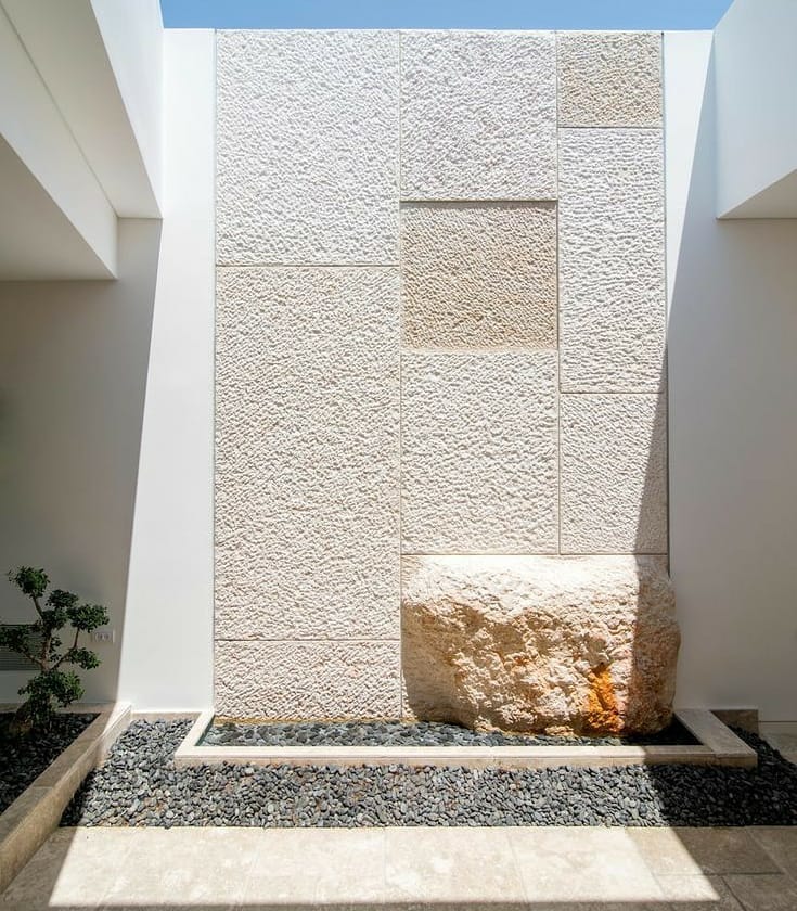 White limestone bush hammer