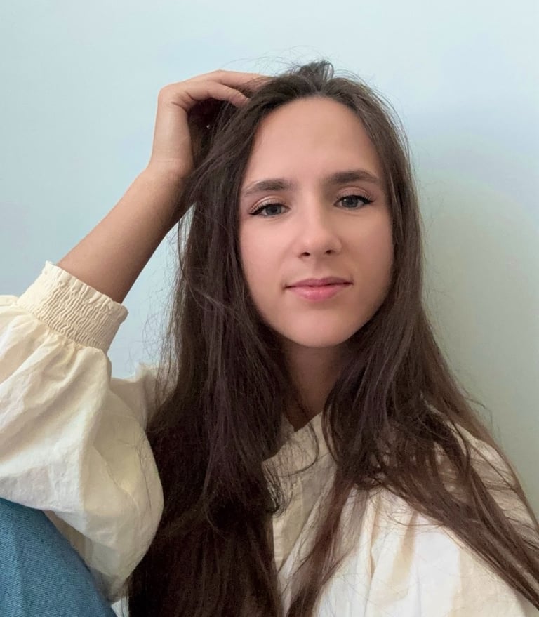 Angela Moisieieva, oil and watercolor artist