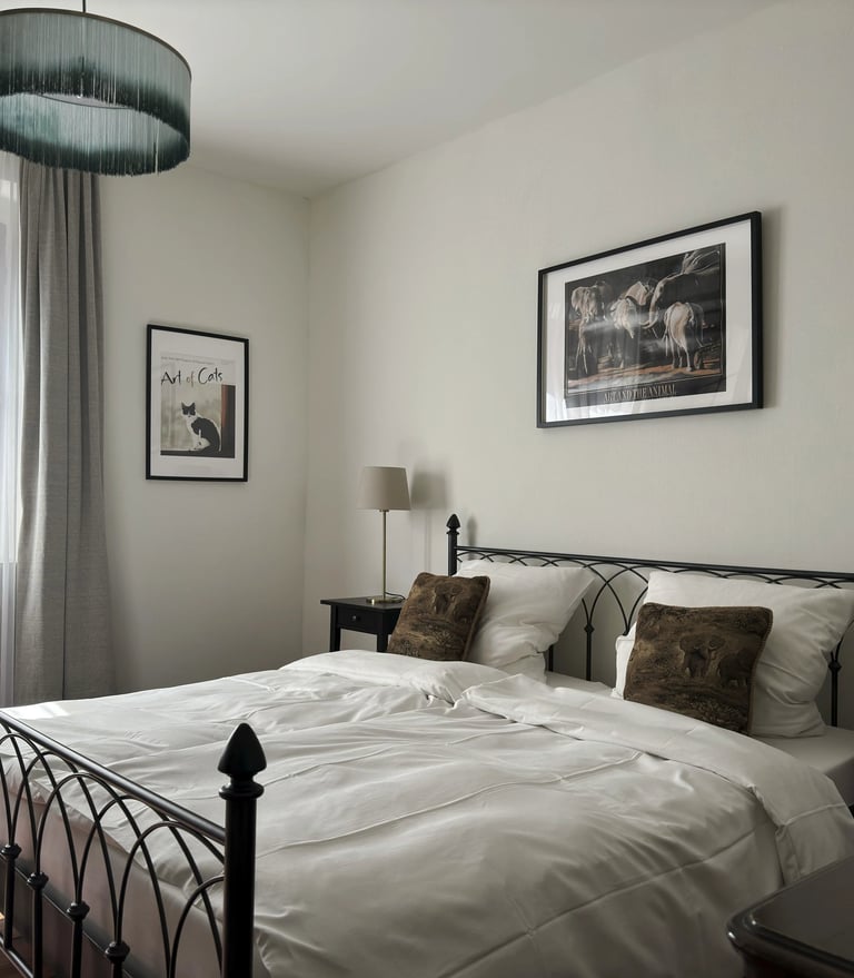 großes schlafzimmer apartment 1