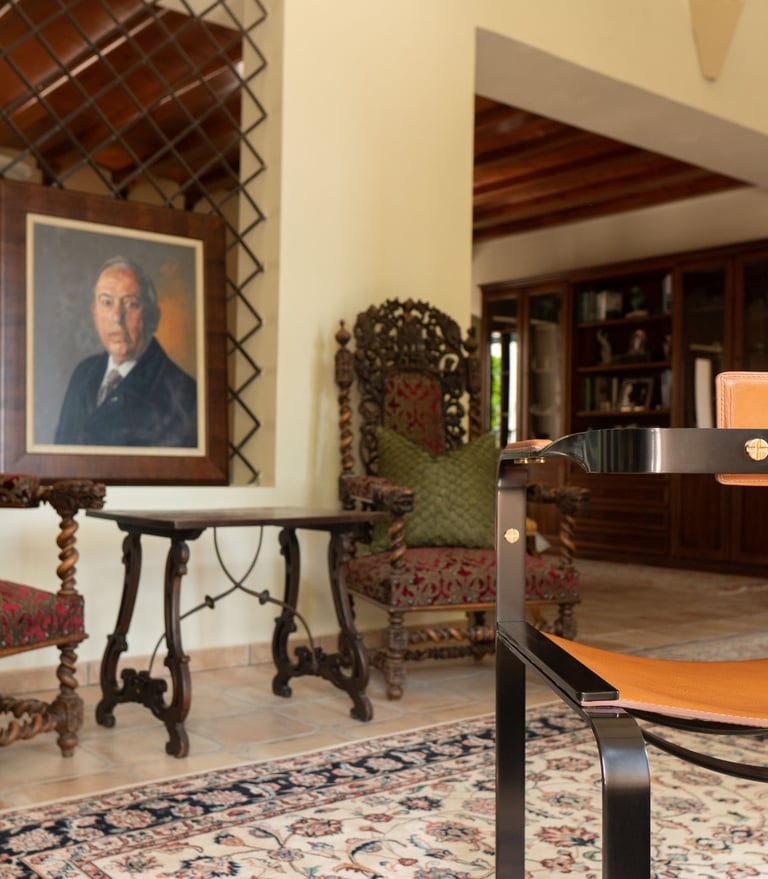 GORIGO para Jover Valls videoshooting furniture mobiliaro lujo piel