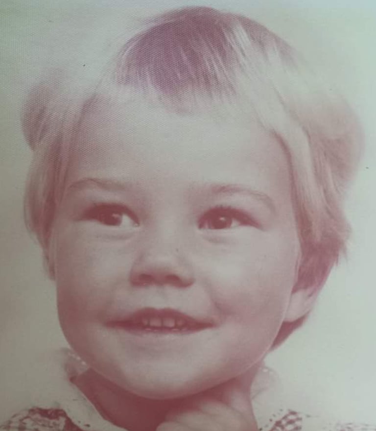 Helena Thompson's picture as a child