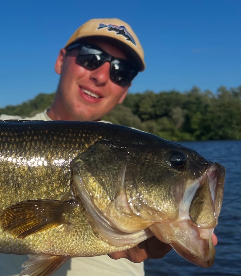 guide de pêche sur les lacs landais 