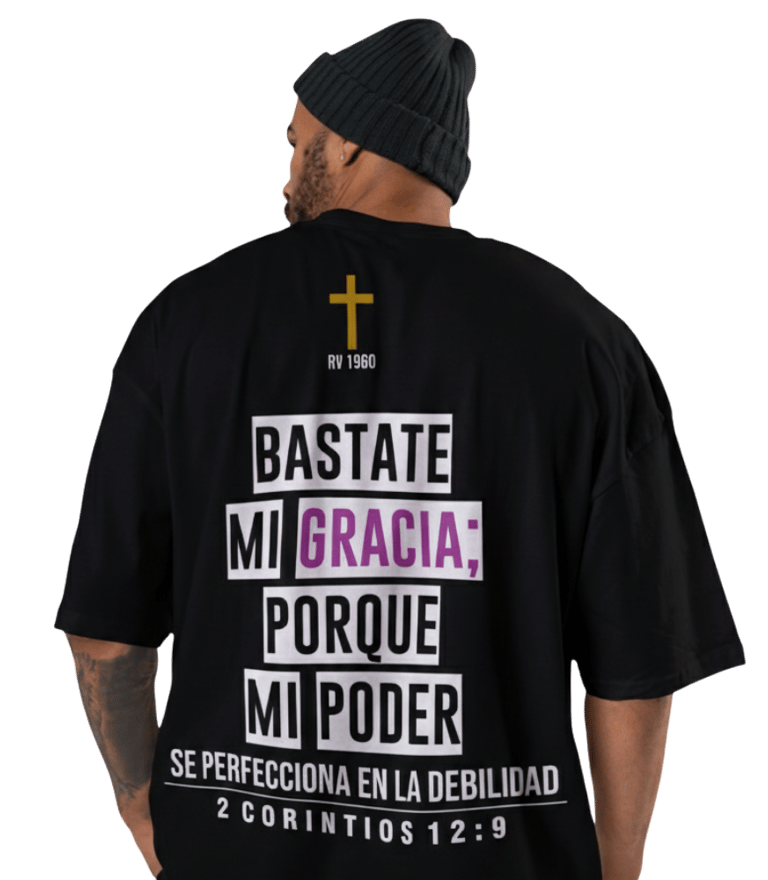 Remera negra premium Escrito Está diseño urbano.