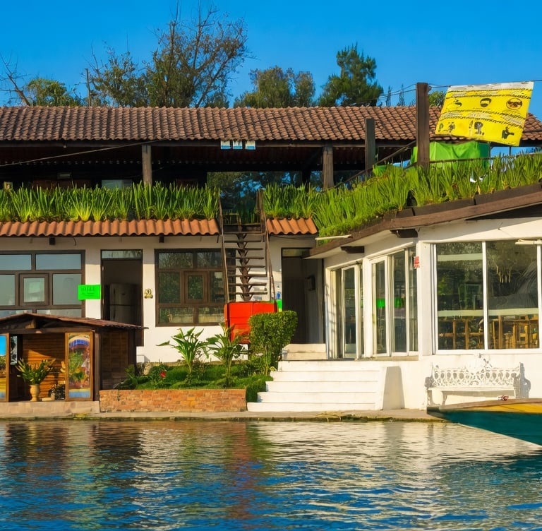 Restaurante Los Rosales, Comida típica Xochimilca, a las orillas del lago.