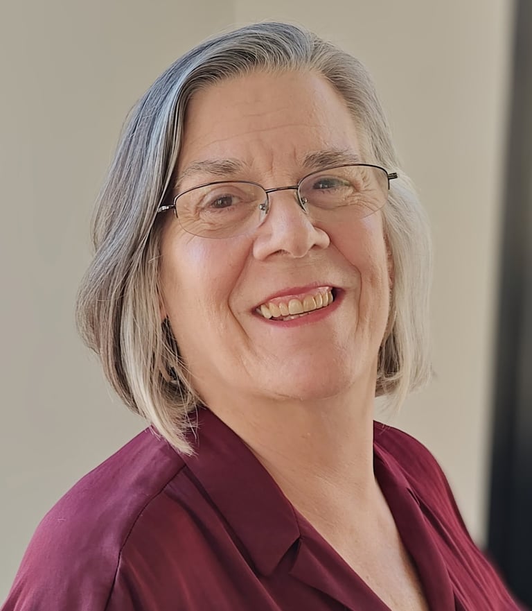 headschot of Heather Kangaloo, LMHC