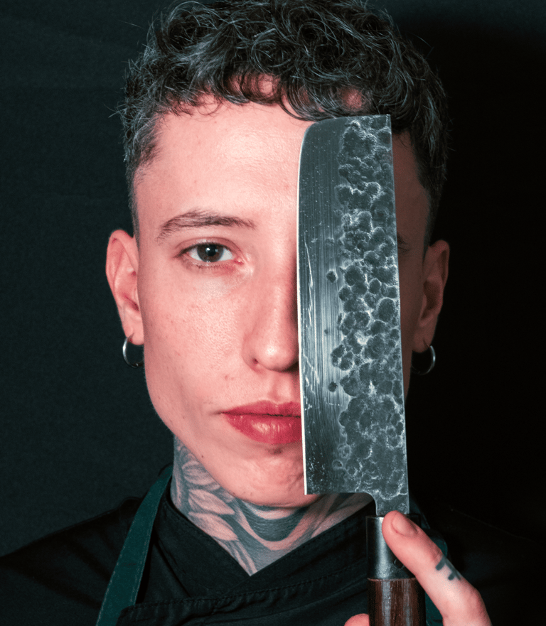 ossian chef retrato con cuchillo