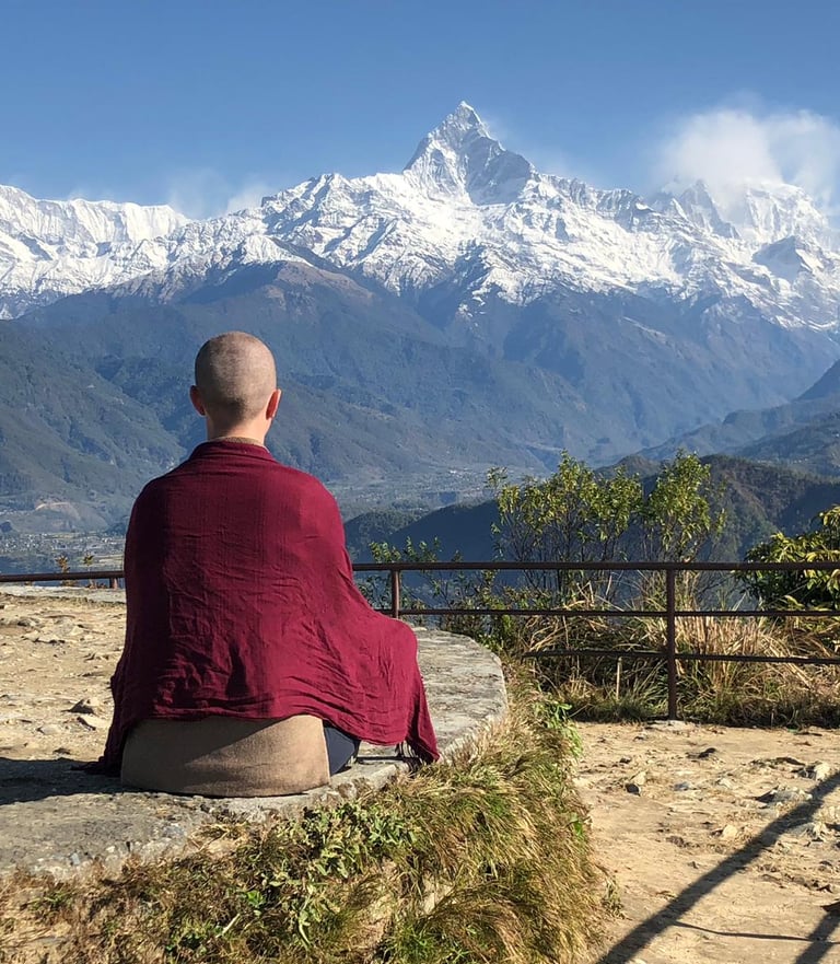 Fi in Nepal, studying yoga