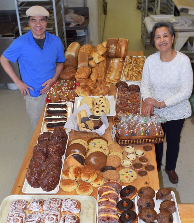 Esquimalt Bake Shop Owners