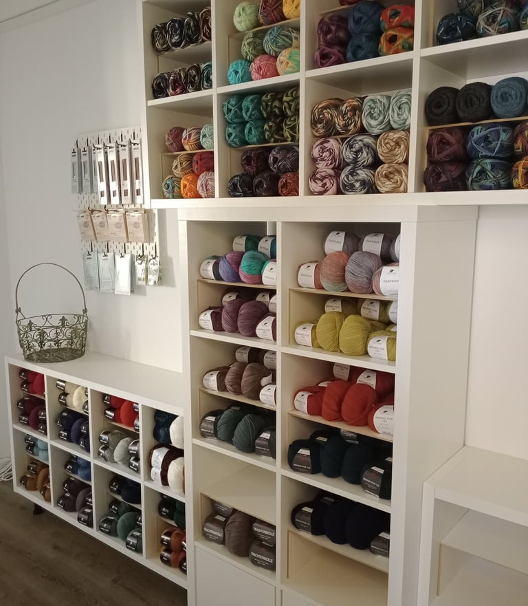 Ein Blick auf unser Regal - klein aber fein !