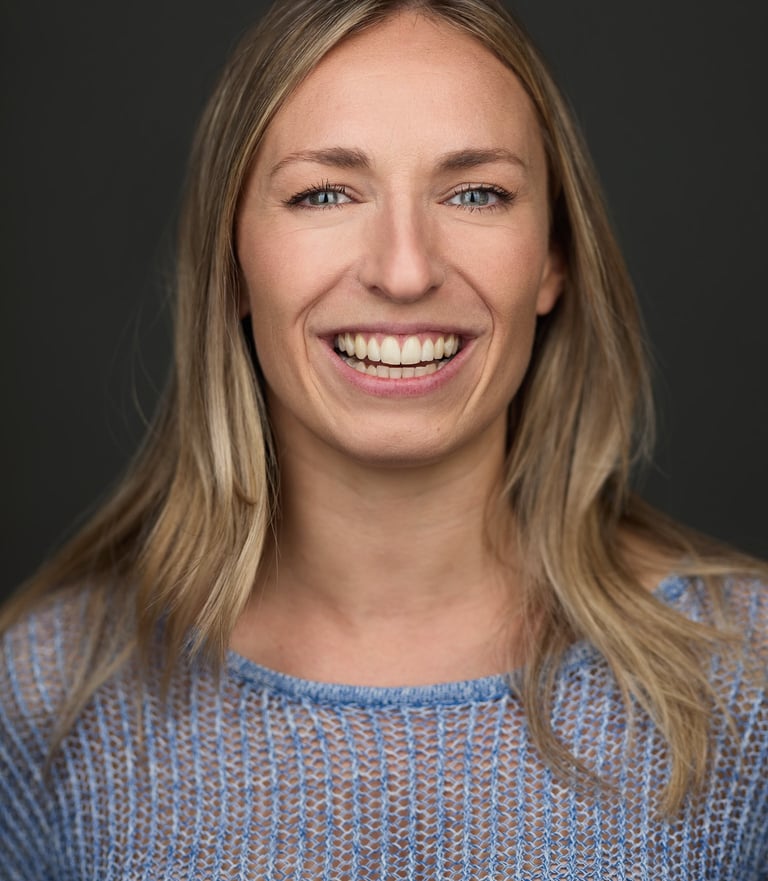 ROSE GRAY - ACTING HEADSHOT