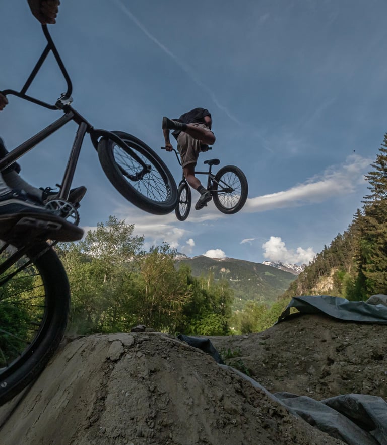 Cours de BMX pour adolescents à Verbier en Suisse 