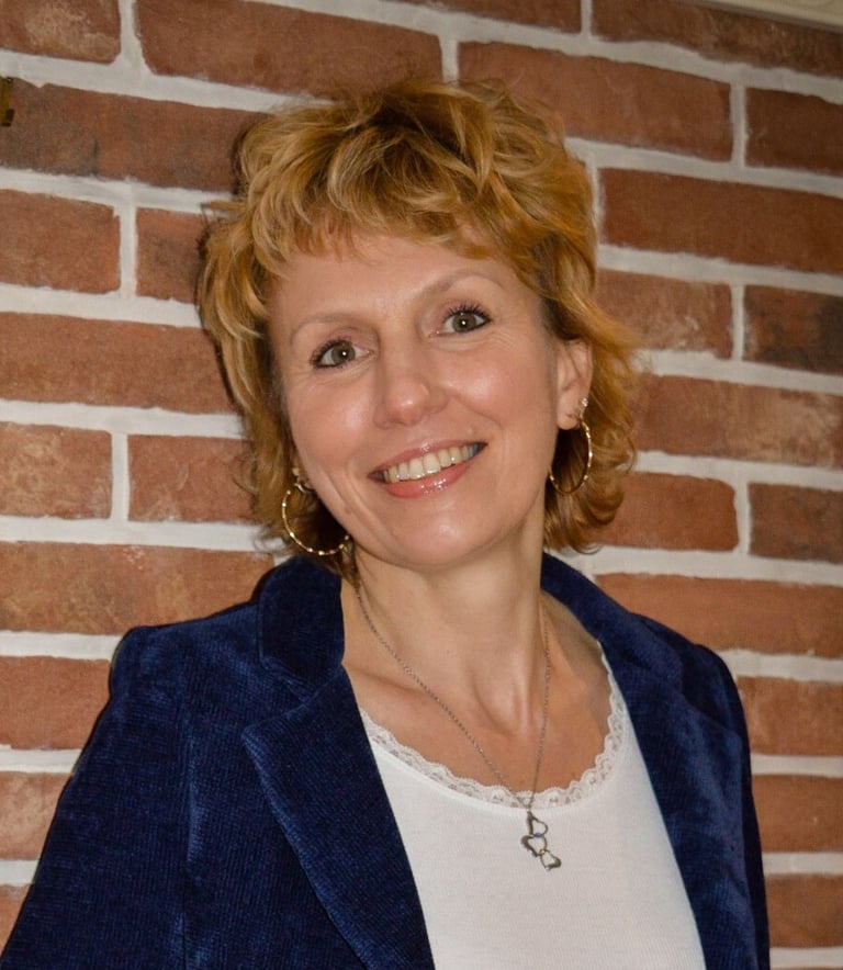 Par mon parcours de vie et en toute bienveillance, je vous propose de découvrir la sophrologie.