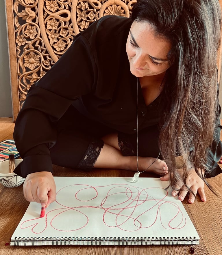 Carmela Martello Transpersonale & Traumasensible Kunsttherapeutin | Schwangerschaftsbegleiterin | Kinderwunsch-Coach