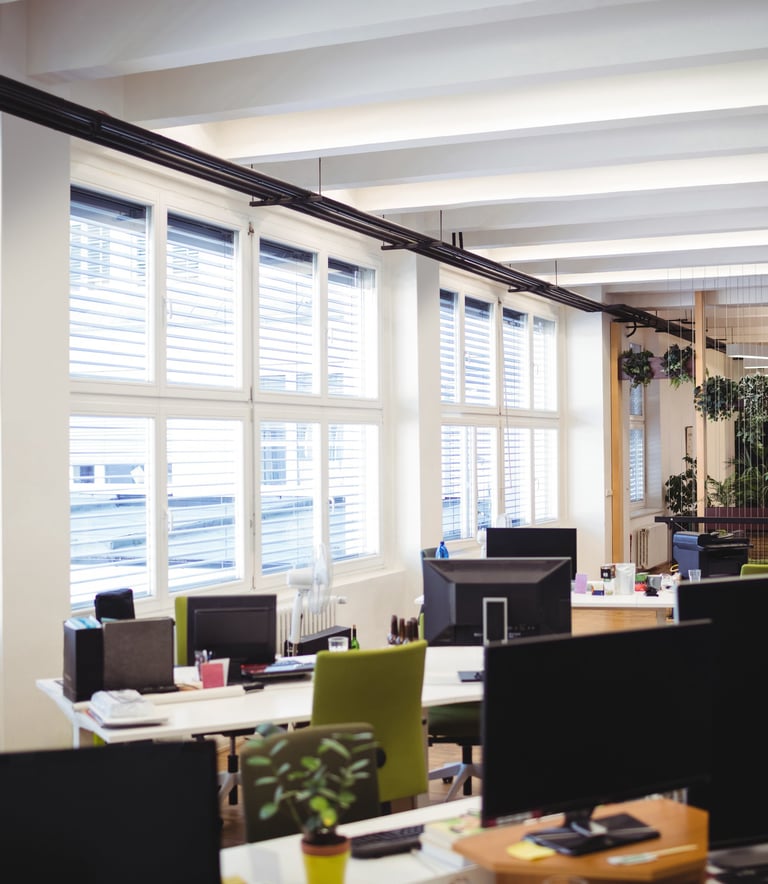 La sophrologie est recommandée dans la gestion du stress et des risques psychosociaux en entreprise.