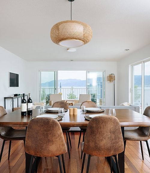 Resort Dinner table