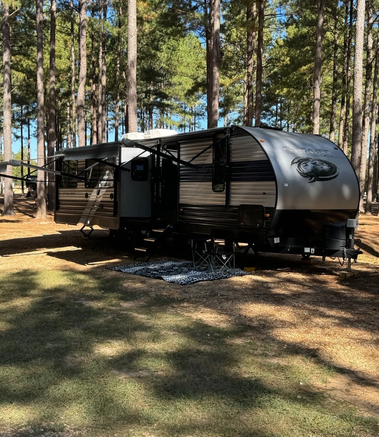 Cherokee Rear Living RV Travel Trailer Rental in Louisiana