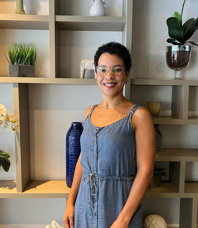 Flávia Avelar - Psicóloga clínica