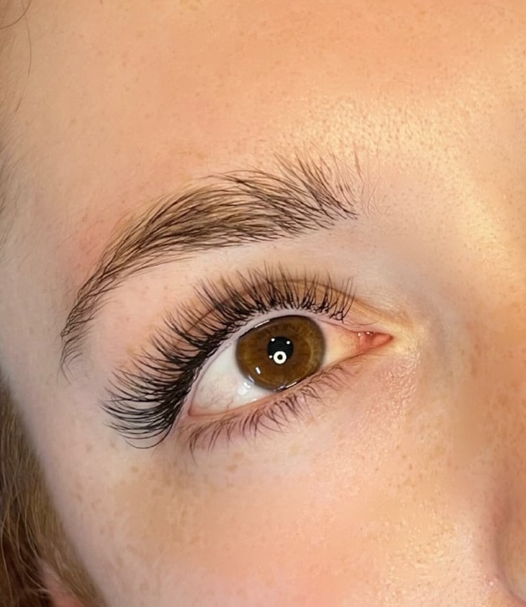 Natural classic lash extensions, soft and effortless, in Bird Rock