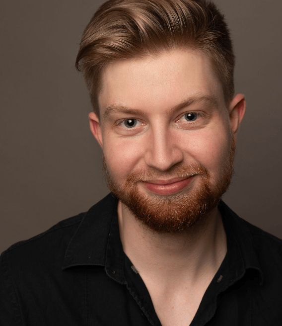 Professional digital marketing reference and owner of Ian R Creative