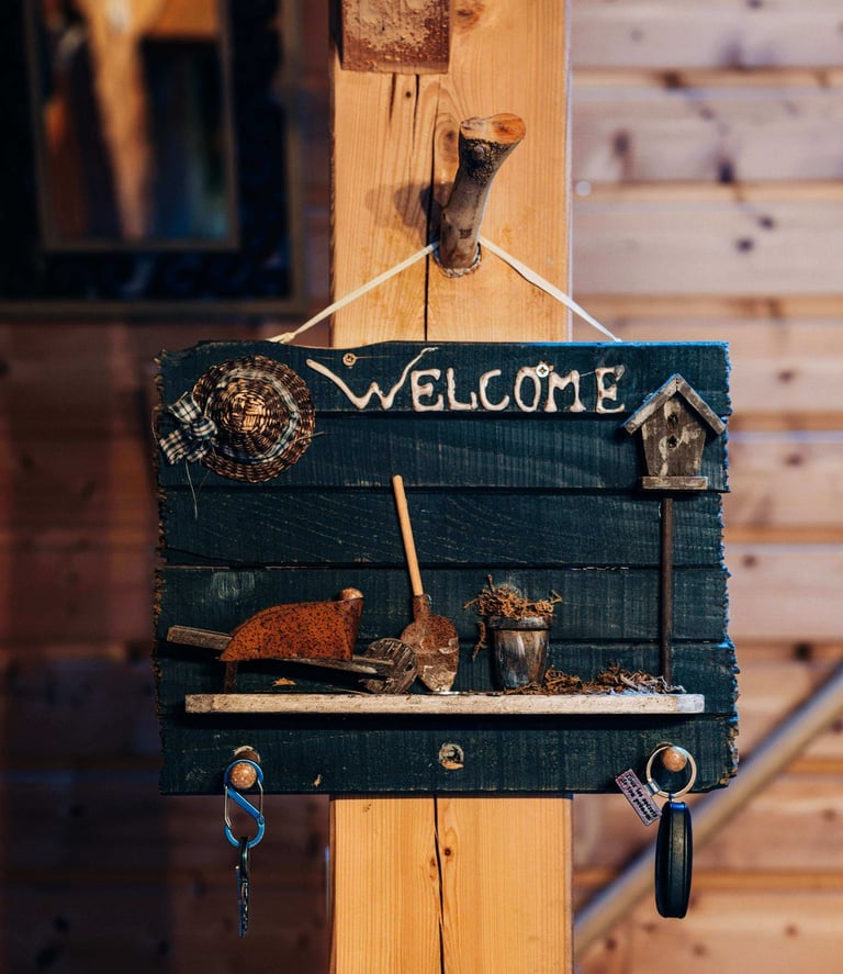 porte clé en bois welcome à l'intérieur de location la grange russell