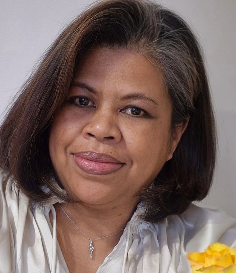 Sandra, créatrice de la marque d'accessoires Saracrea