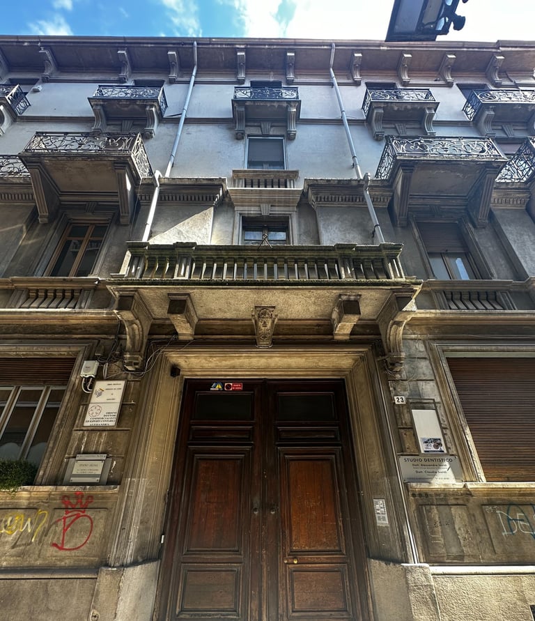 Palazzo sede agenzia immobiliare
