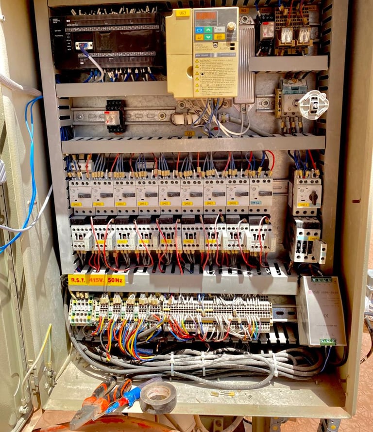 ⚙️ نوع المشروع: نظام توليد طاقة متكامل للطوارئ