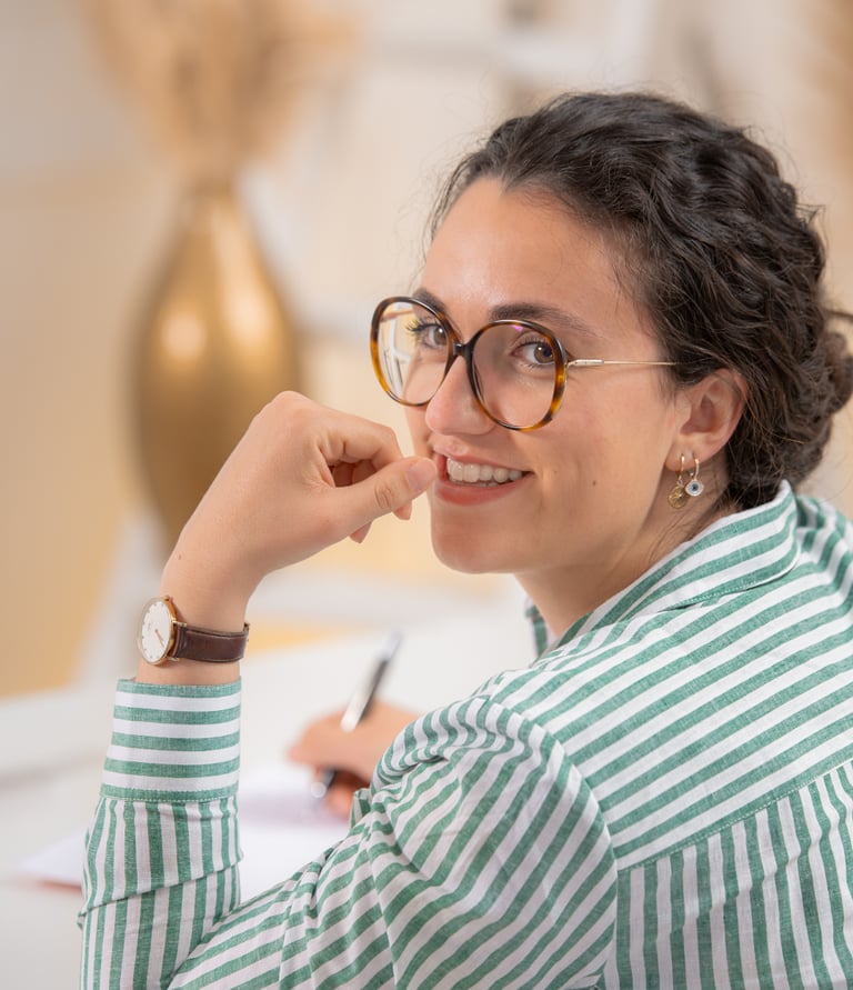 Jade Murcia - Social Media Manager - Entre Plume & Pixel