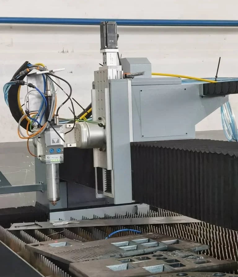 fiber lazer kesim makine revizyon