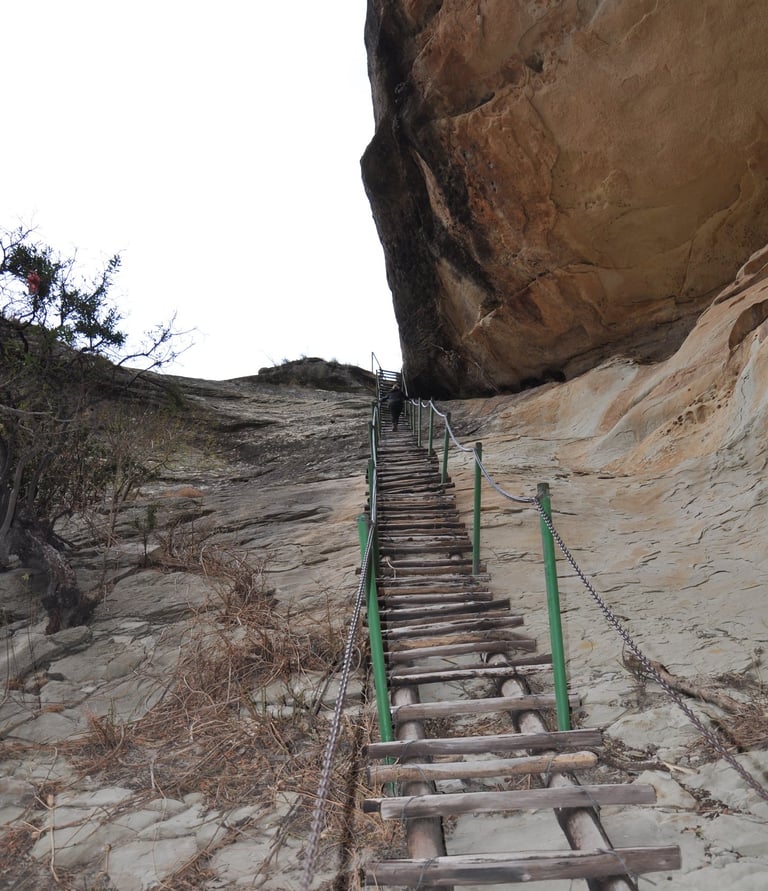 Holkrans Hike and Caves, Golden Gate Highlands National Park, South Africa