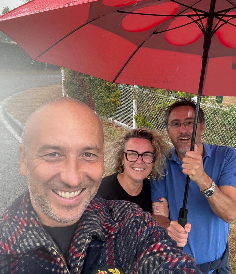 Photo réalisé lors d'une de nos campagne quotidienne de porte à porte Rue du Pont de Merlet.