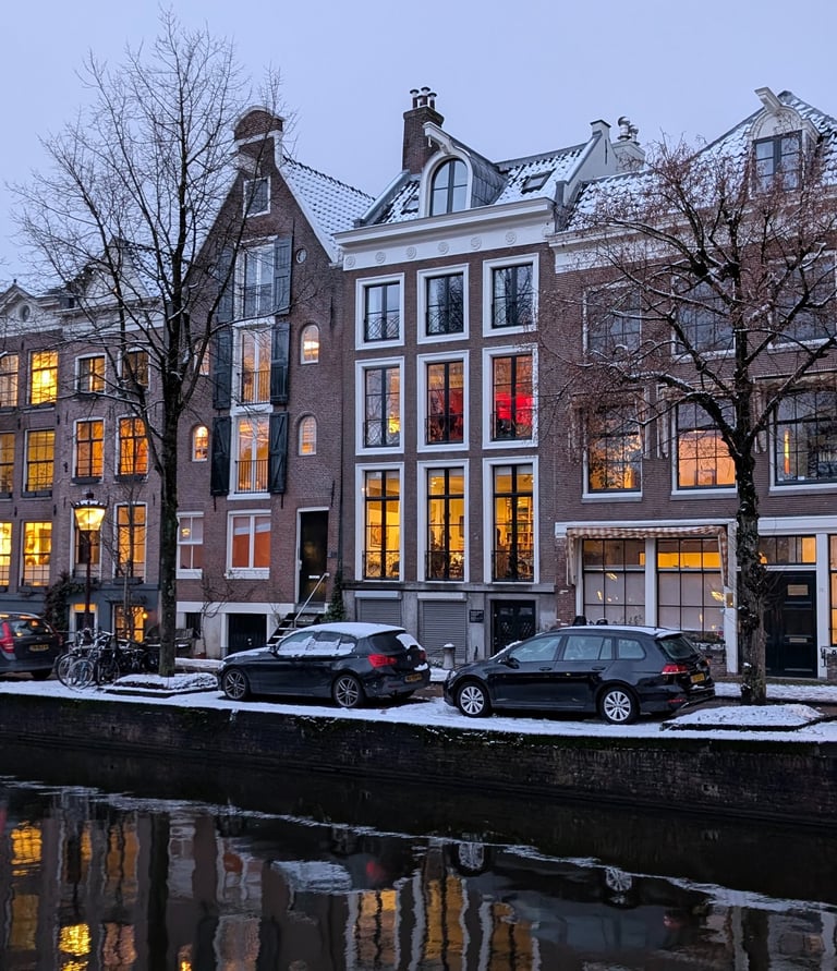 Balade et tour du quartier juif et l histoire d Anne frank