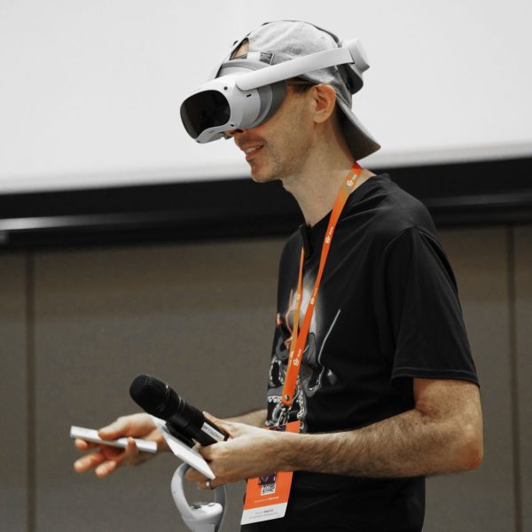 Lazius Kaye, Founder of VRDJ presenting at AWE ASIA in Singapore.