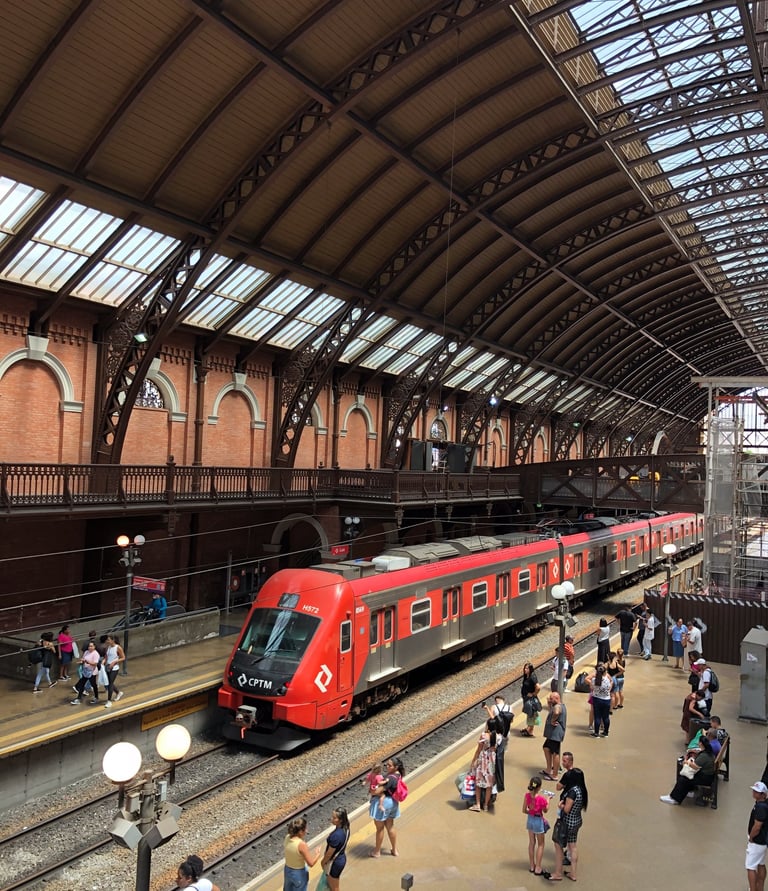 adicionar espaço para um QR code abaixo de cada imagem