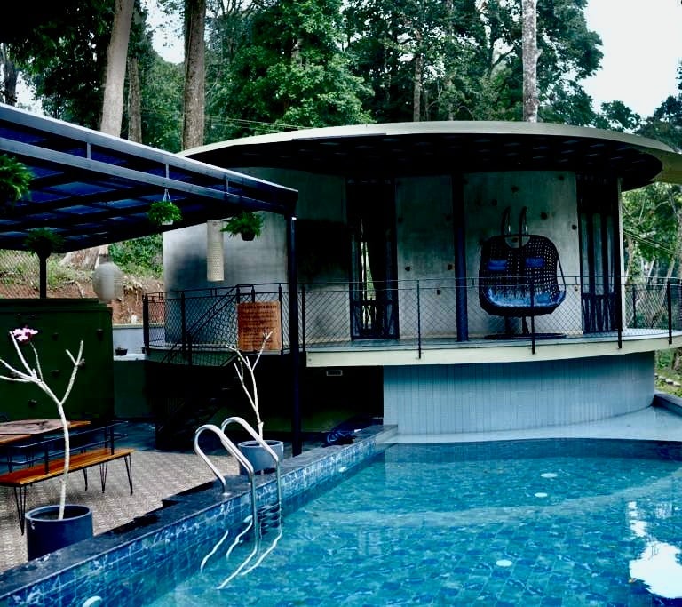 ARCHOUSE POOLA DN DINING AREA