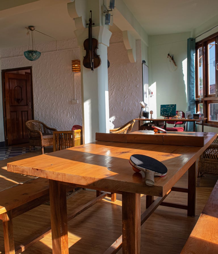 Common Room of Hills Tale Backpackers Hostel