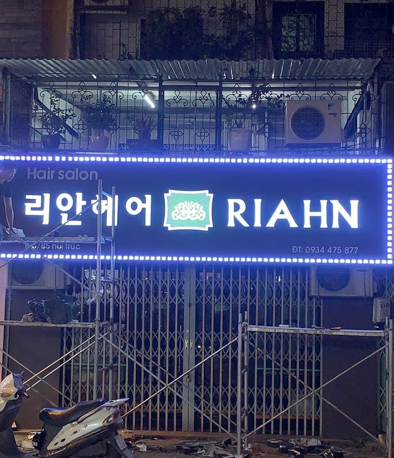 Biển hiệu cho Hair Slon, nền alu chữ nổi có đèn led hắt sáng