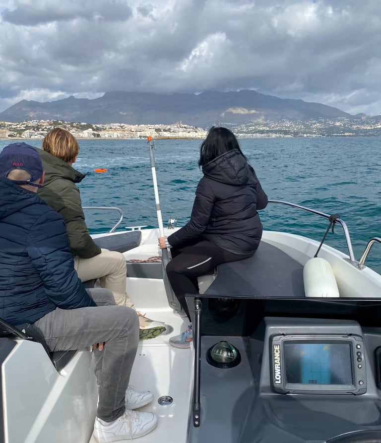 Boat Licence Students in the boat learning in Alicante