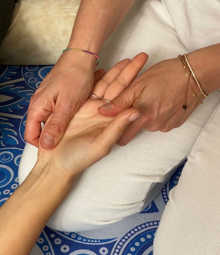 trattamento shiatsu meridiano mano