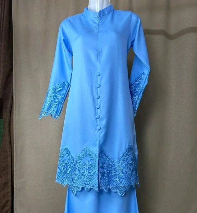 Baju Kurung Lace Como Crepe