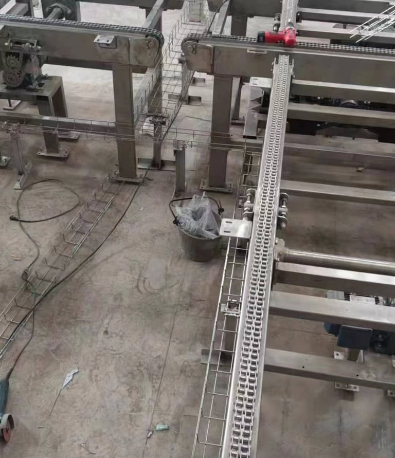 wire mesh cable tray with a machine
