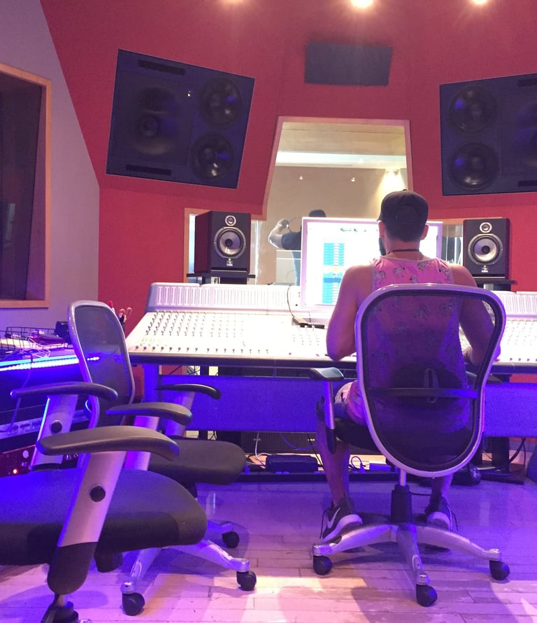 At the recording studio with "Echo" in Miami