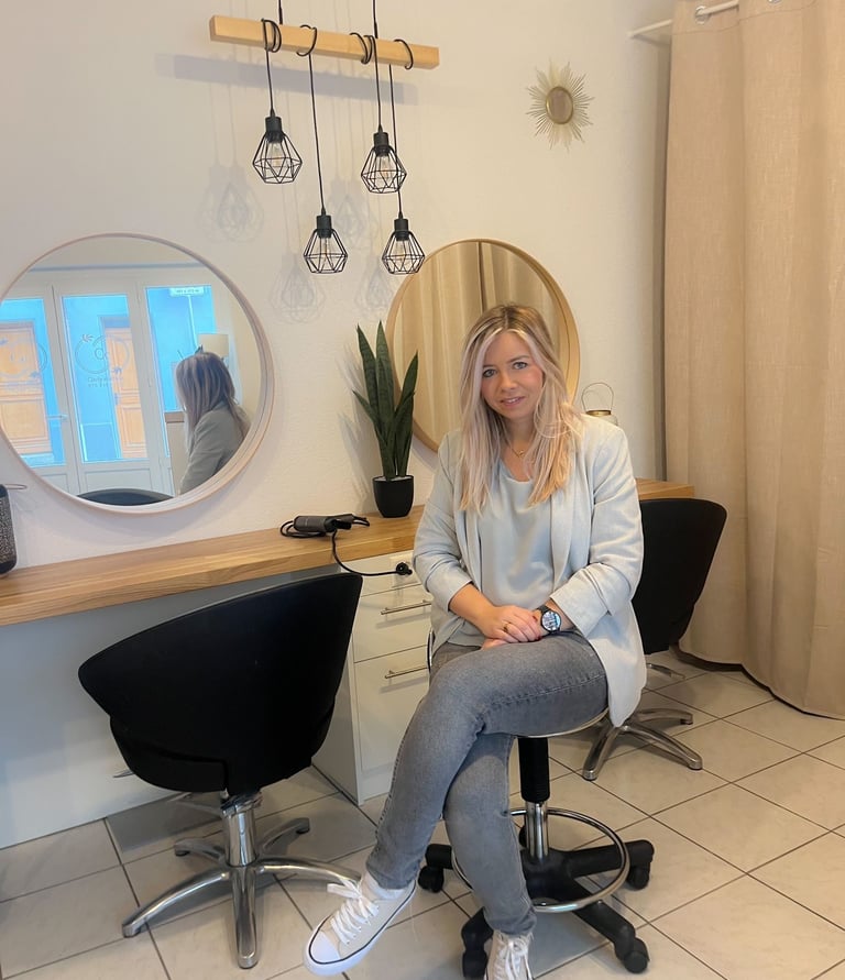 Coiffeuse professionnelle : Cindy Coiffure à Chailly Montreux