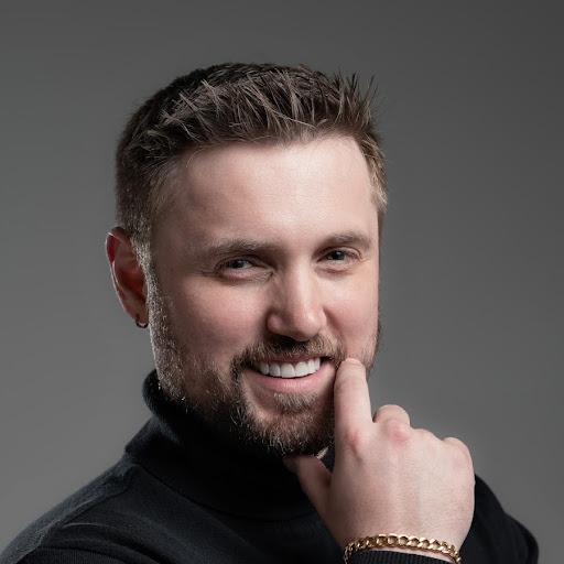 Massoterapeuta, massagista