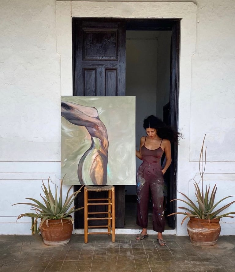 Sherezade Morales, artist from Lanzarote, unveils 'Cambret,' a captivating silhouette oil painting.