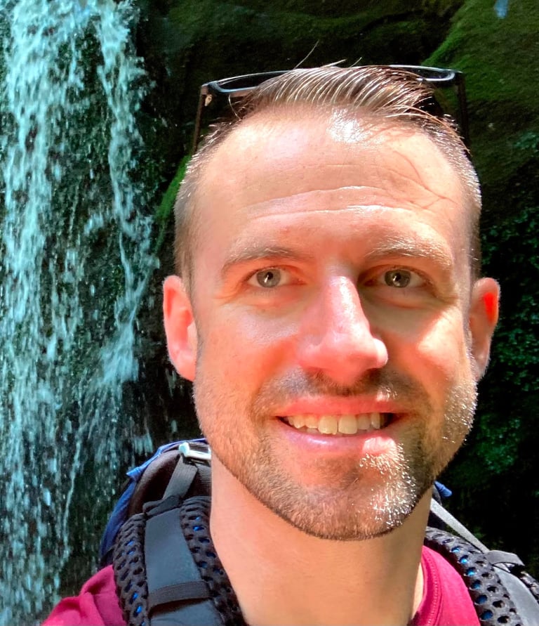 chris sykora headshot photo waterfall